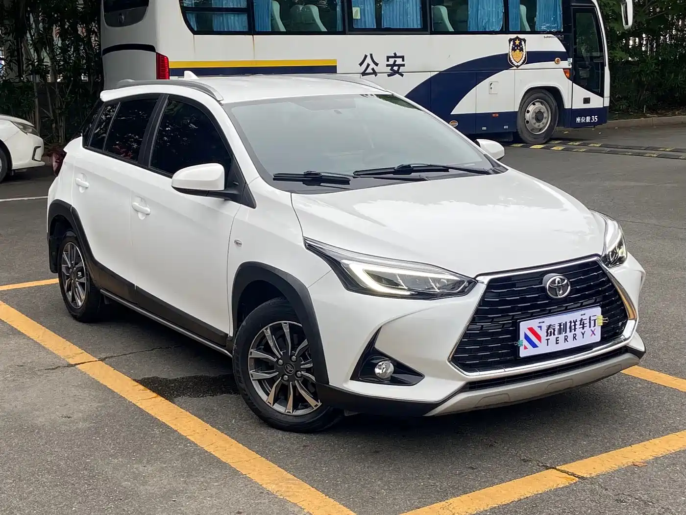 Toyota YARiS L Zhi Xuan 2022 Zhi Xuan X 1.5L CVT Luxury PLUS Edition фото 4