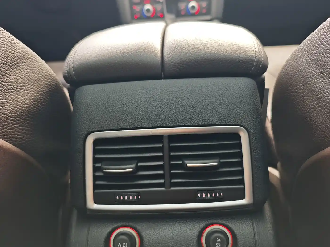 Фото 18 - Audi Q7