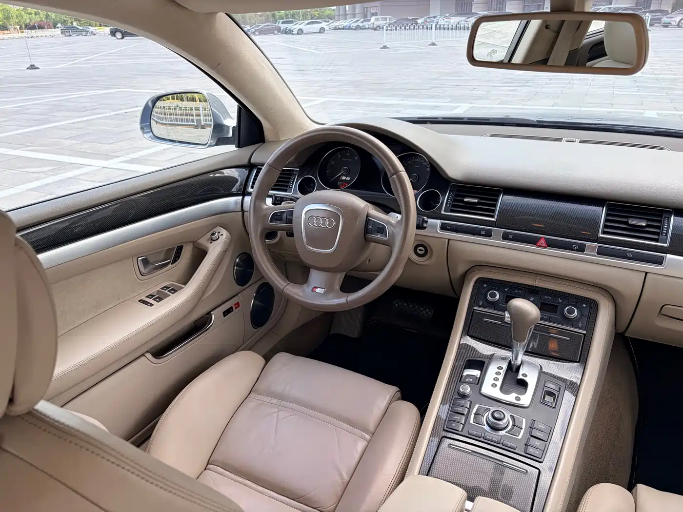 Audi S8 2008 2008 Model S8 5.2FSI quattro