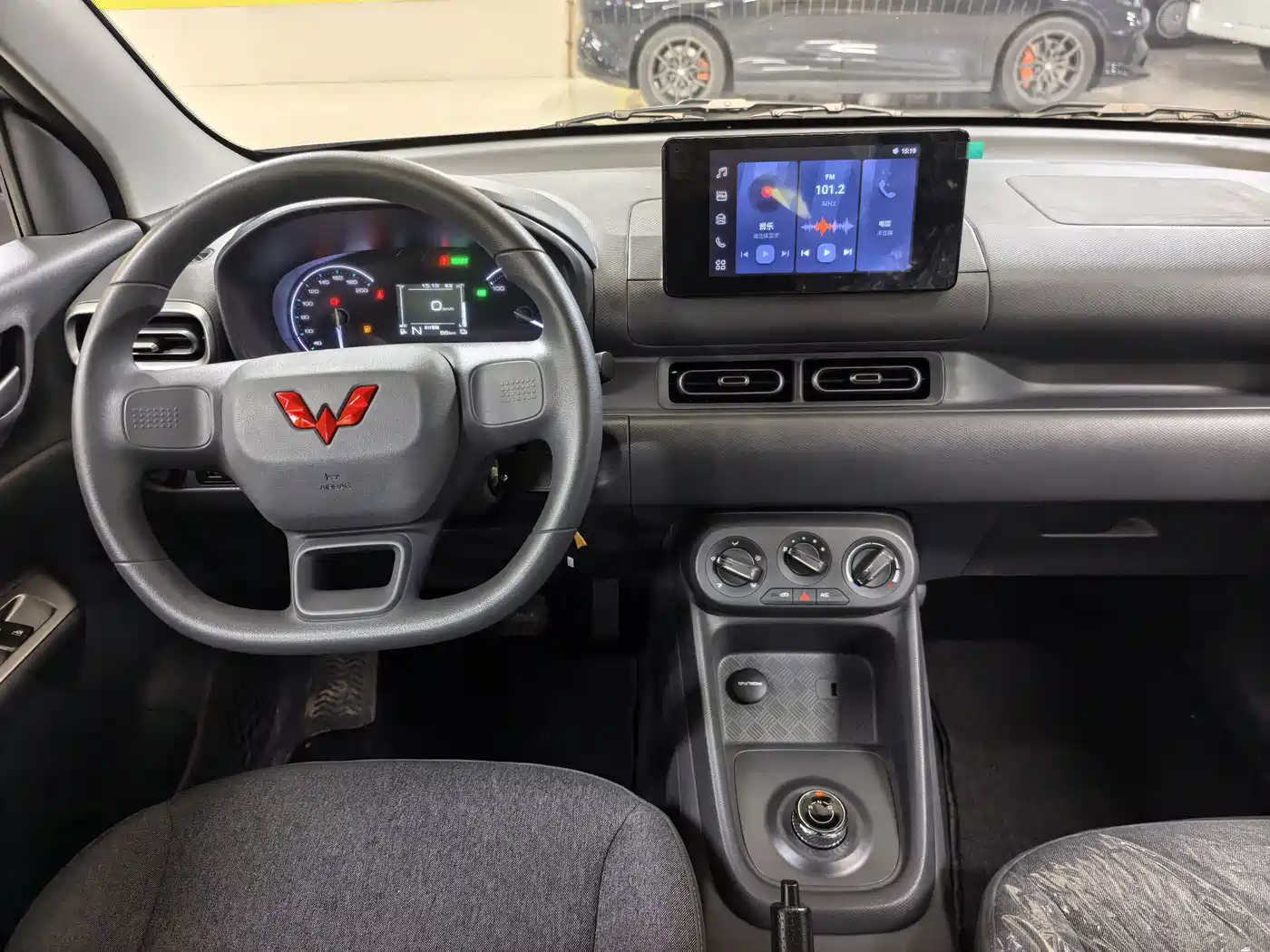 Wuling Motors Wuling Hongguang New Energy 2026 2025 Extended-Range Hybrid 50KM Comfort Version