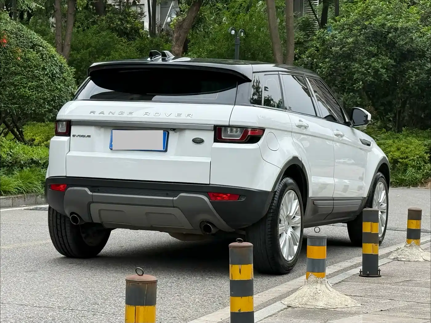 Land Rover Range Rover Evoque 2018 240PS SE Smart Edition фото 6