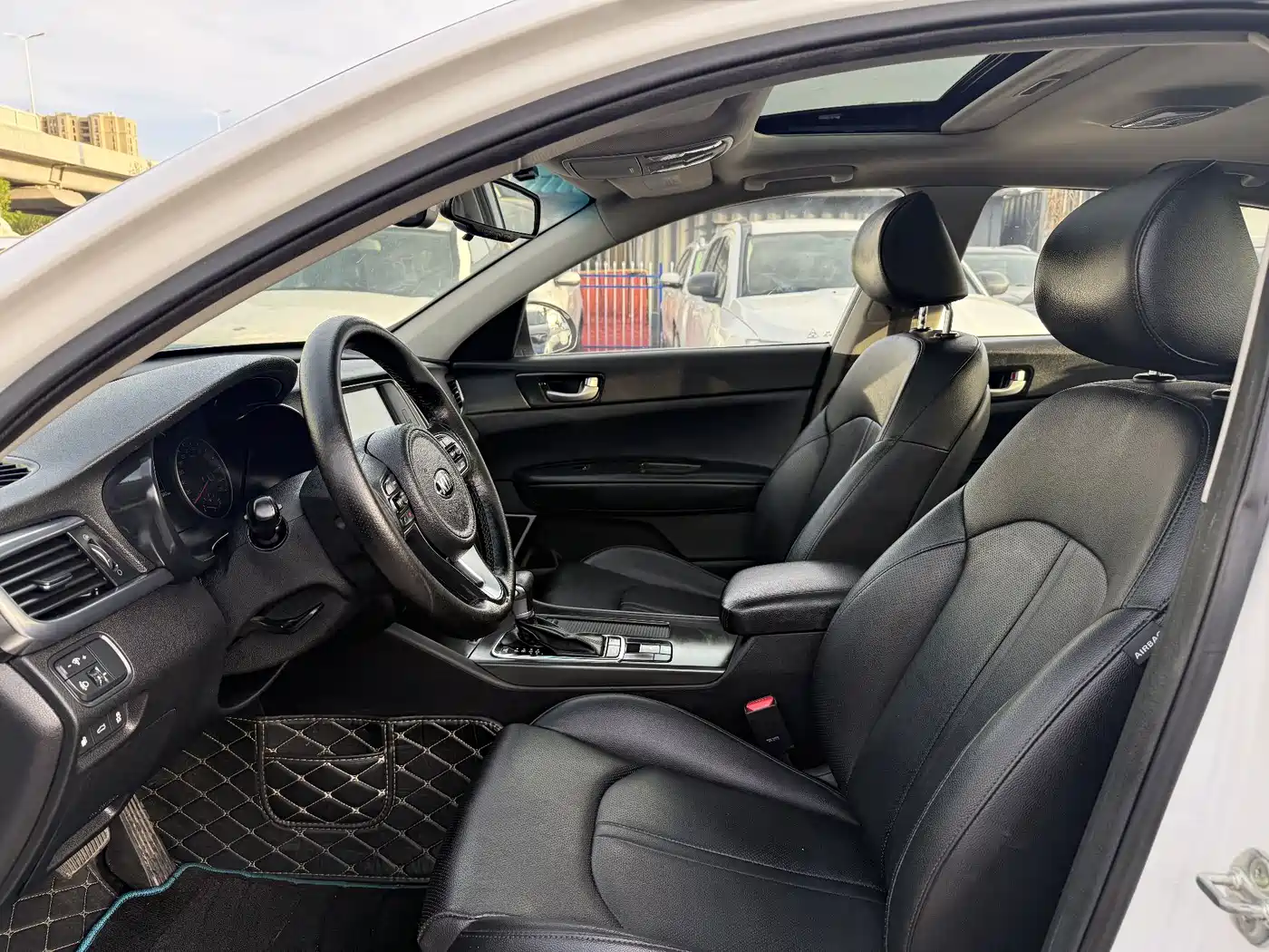 Kia K5 New Energy 2018 Model 2.0L Smart Edition фото 4
