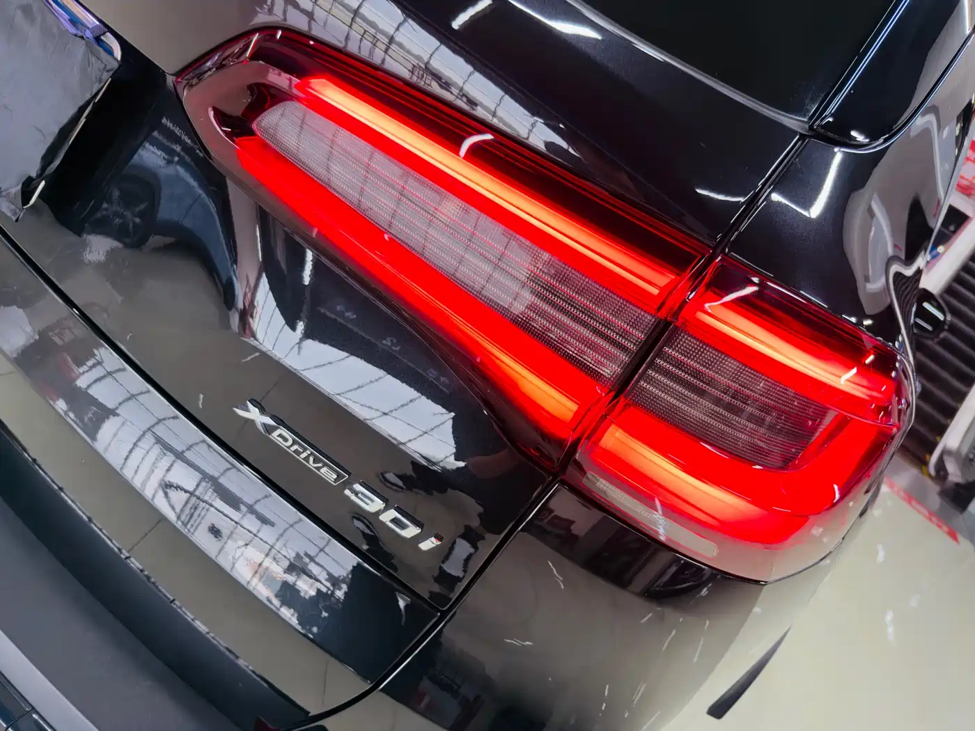 BMW X5 (Import) 2021 xDrive30i X Design Package фото 14