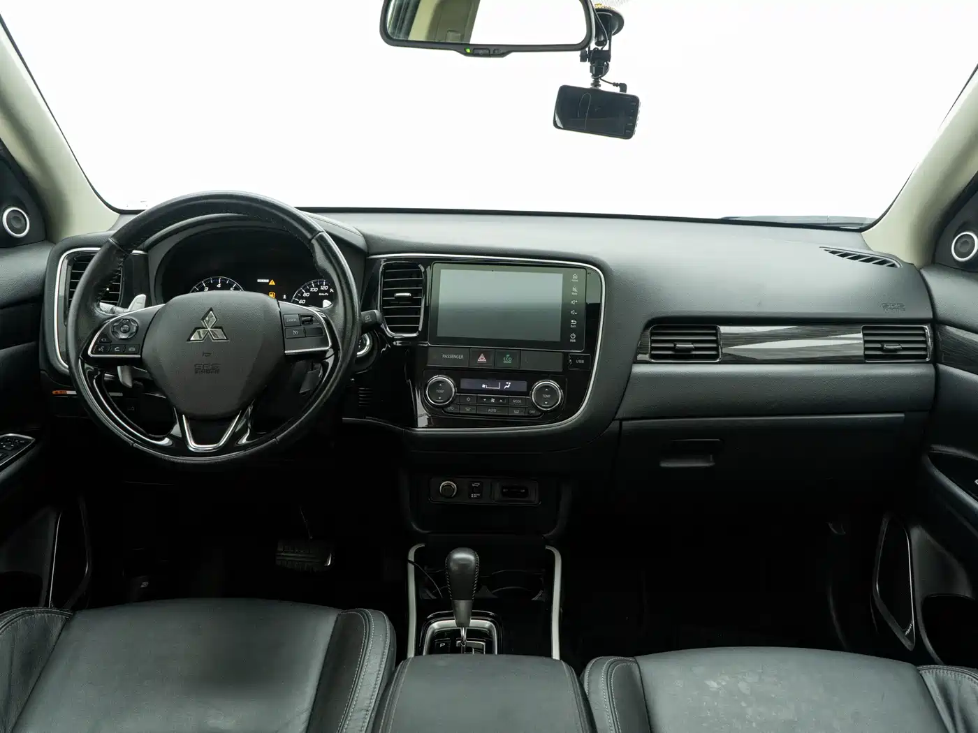 Mitsubishi Outlander 2019 2.4L 4WD Deluxe Edition 7-Seater China VI фото 15