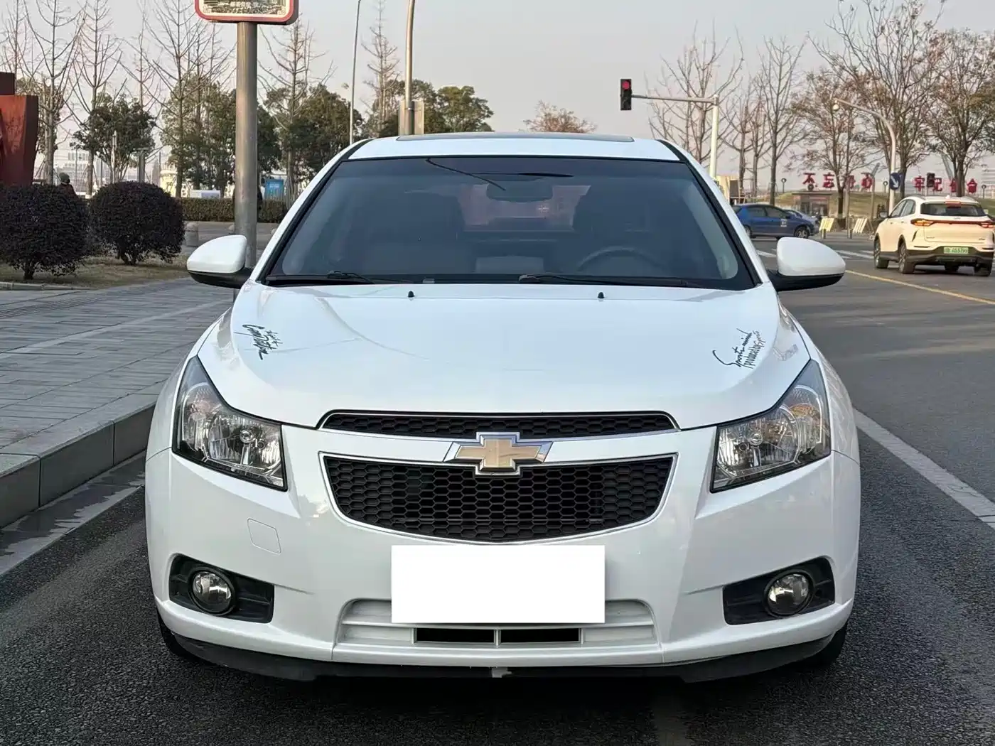 Chevrolet Cruze 2013 Model 1.8L SE AT фото 2