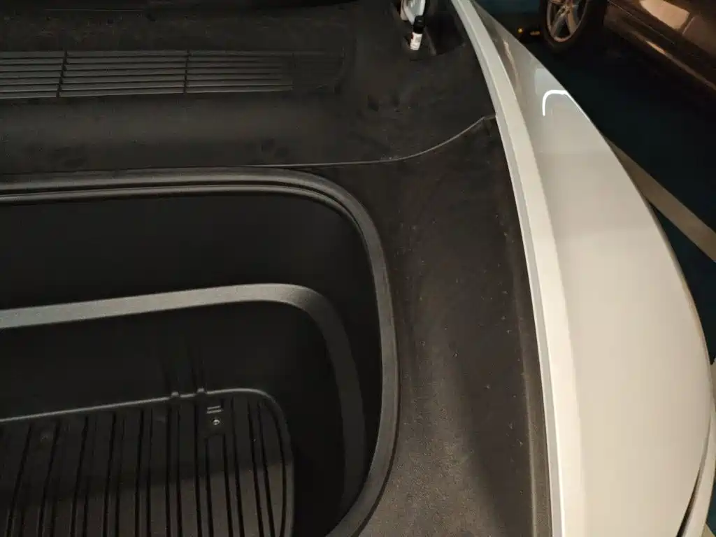Tesla Model Y L 2025 2025 Facelift Long Range AWD