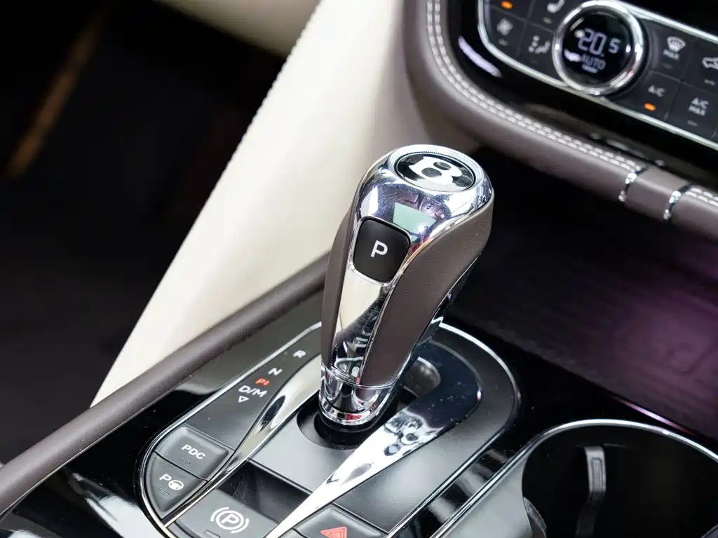 Bentley Bentayga Hybrid 2022 2021 3.0T PHEV