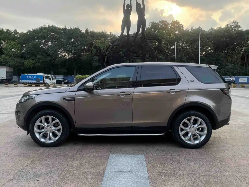 Land Rover Discovery Sport 2015 2016 2.0T SE
