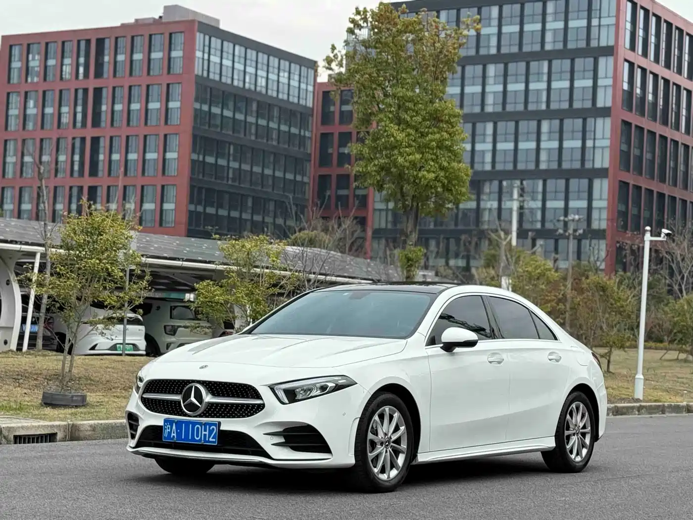 Mercedes-Benz A-Class 2021 A 200 L Sport Sedan Fashion Edition