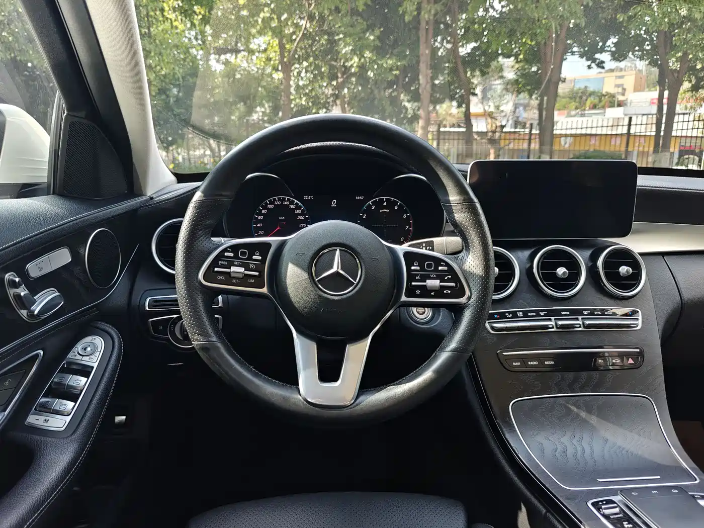 Mercedes-Benz C-Class 2019 Facelift C 260 L Sport фото 10