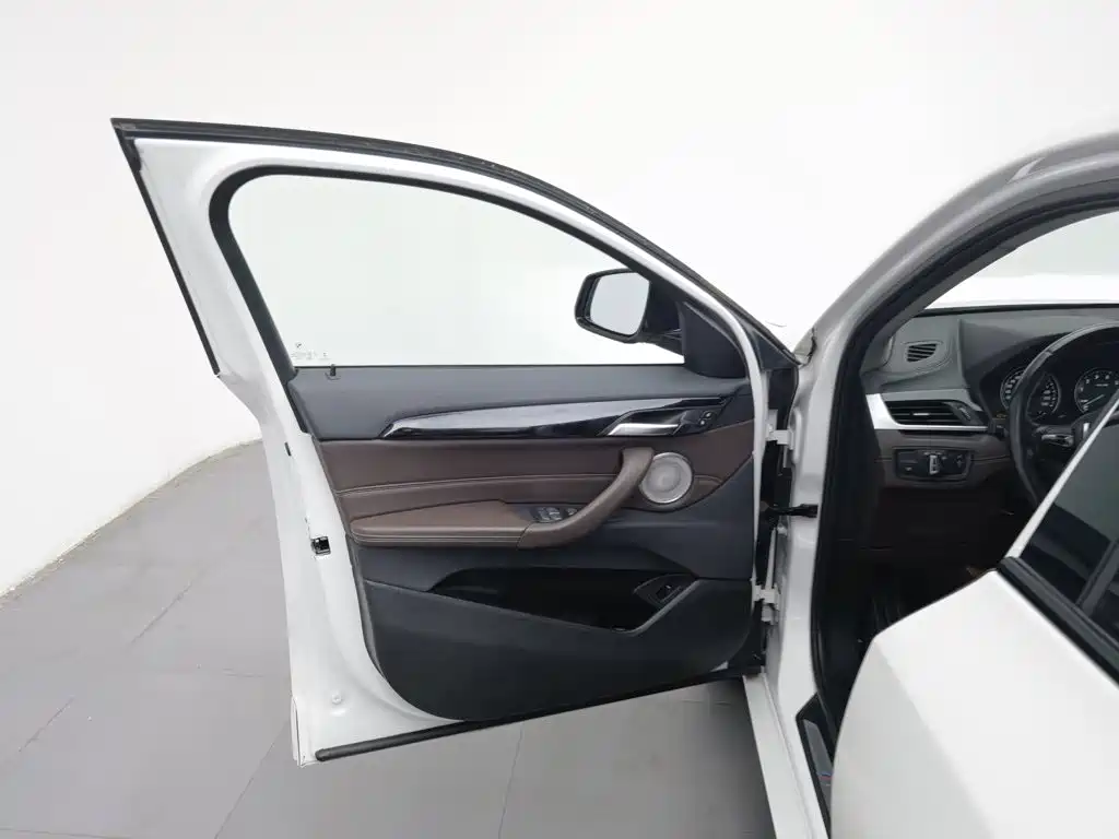 BMW X2 2023 2023 sDrive25i M Sport Shadow Edition
