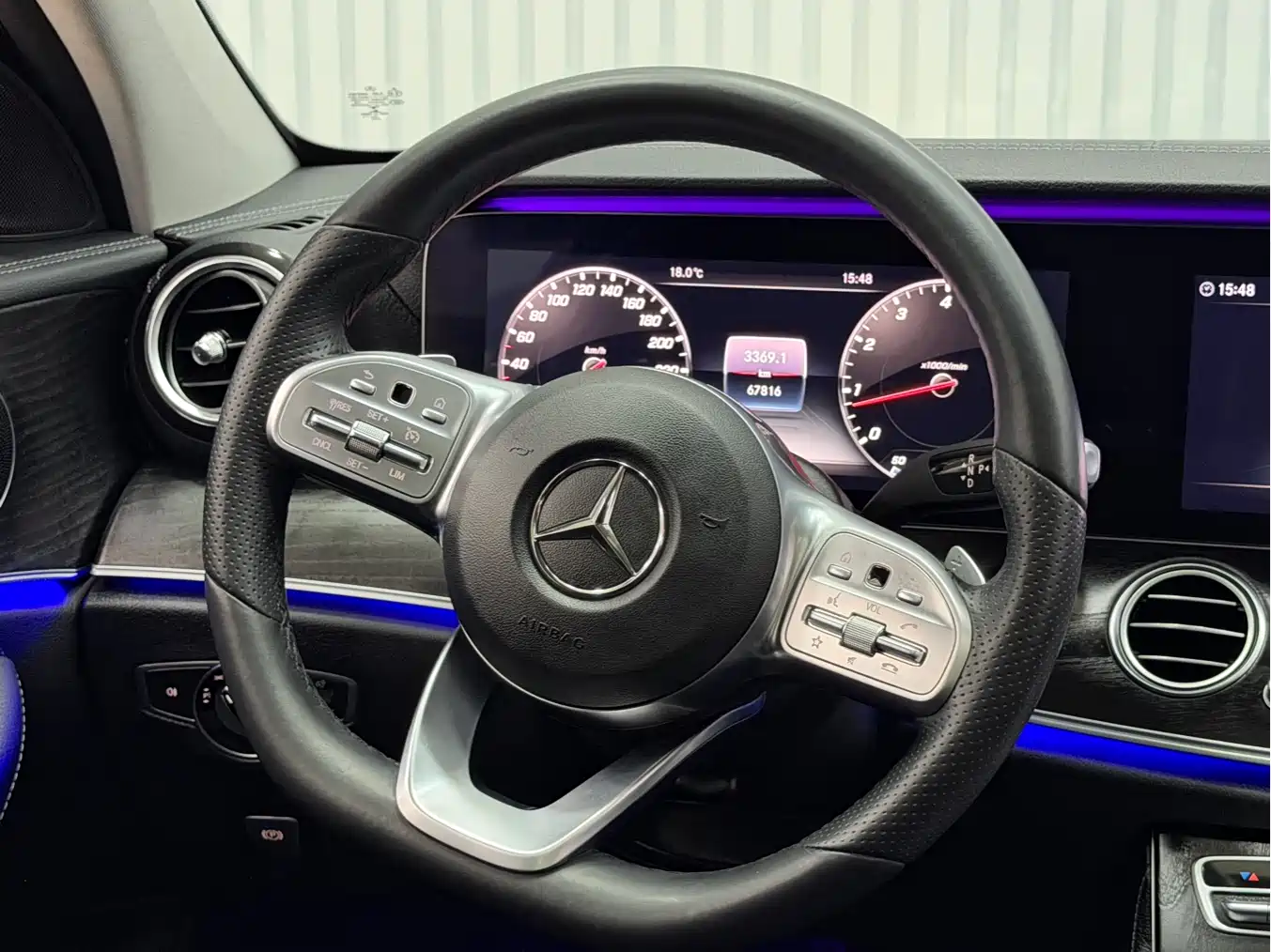 Mercedes-Benz E-Class 2019 E 200 L Sport фото 10