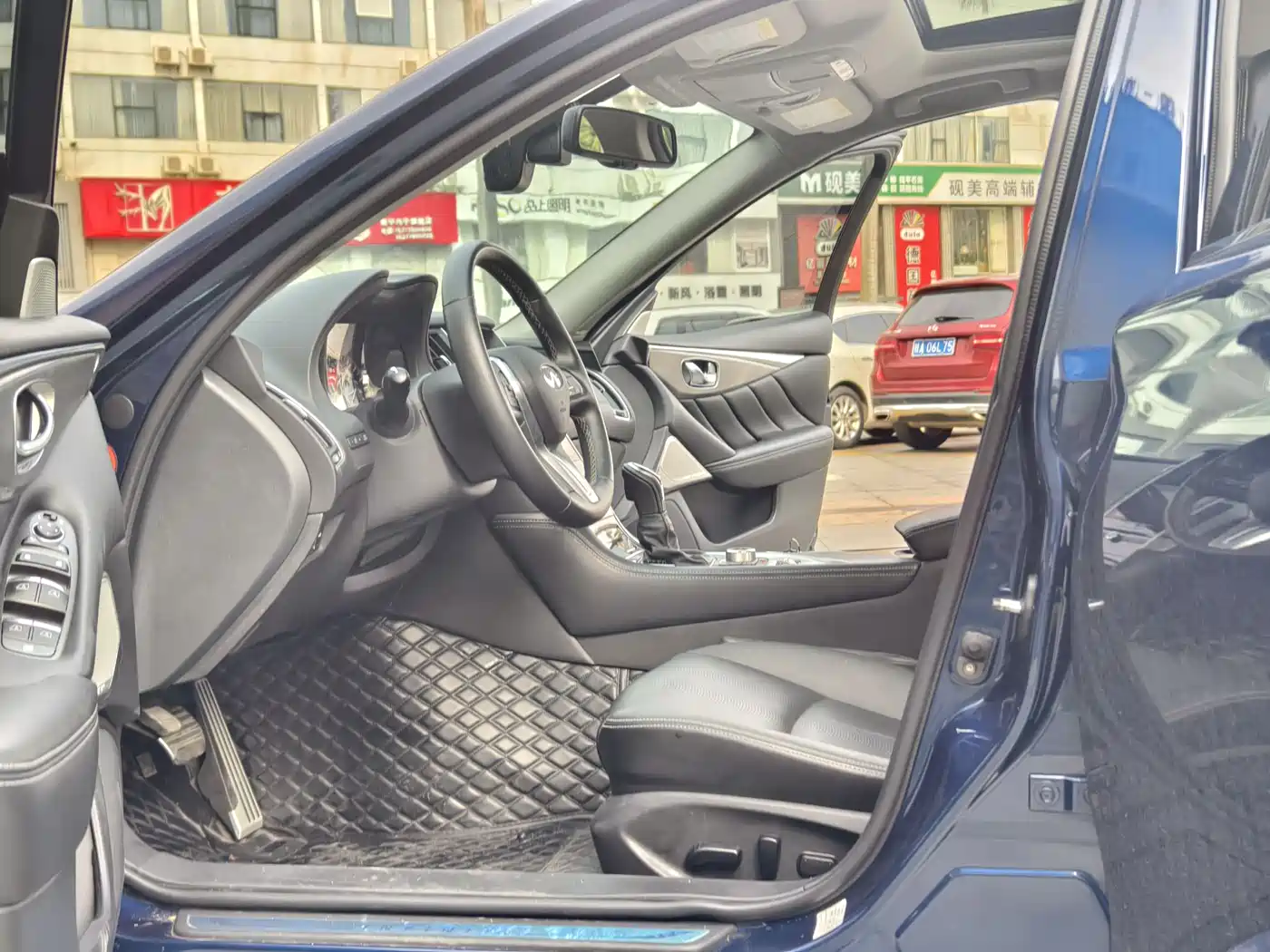 Infiniti Q50L 2022 2.0T Premium Edition фото 12