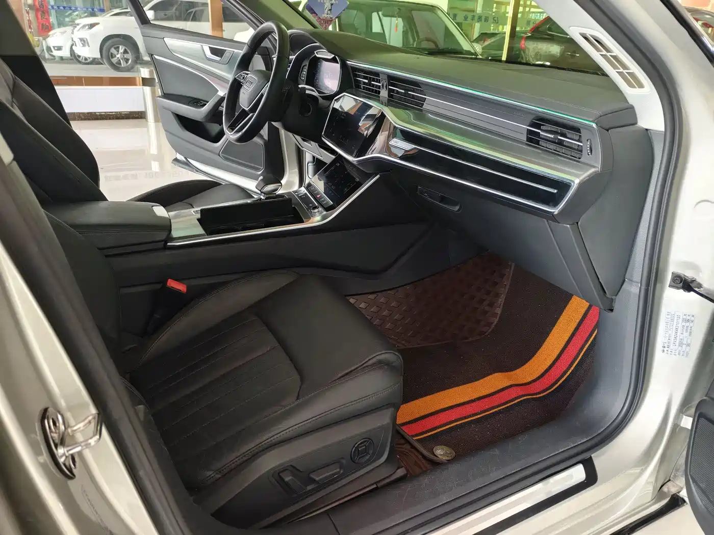 Audi A6L 2019 40 TFSI Luxury Elegance фото 13