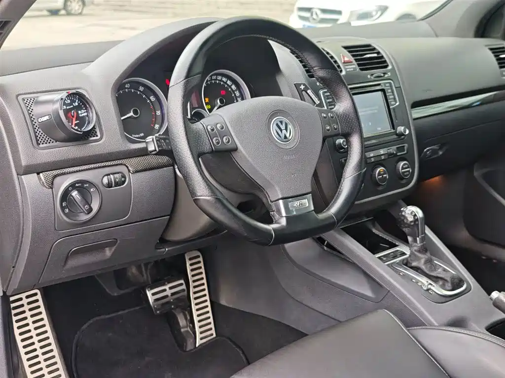Volkswagen Golf (Import) 2006 GTI 2.0T 3-Door фото 7