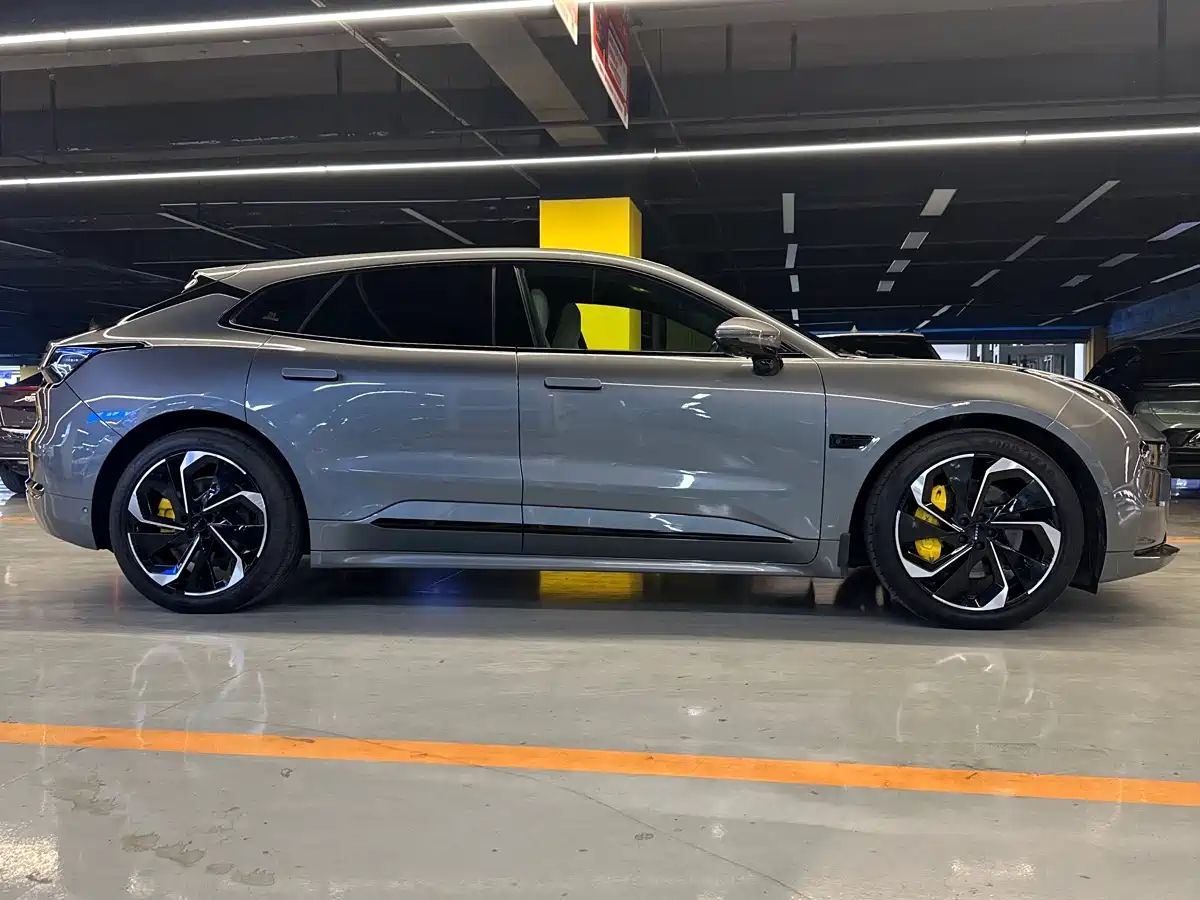 ZEEKR EXTREME KRYPTON 001