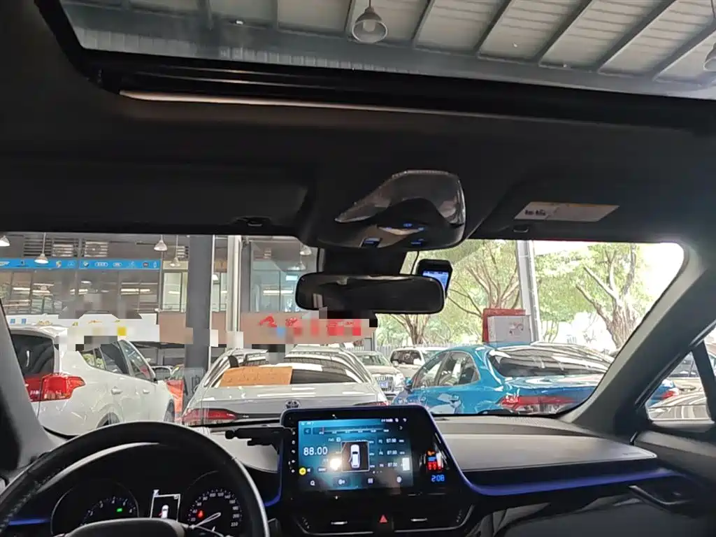 Toyota IZOA 2018 2.0L Yichi Edition China V фото 18