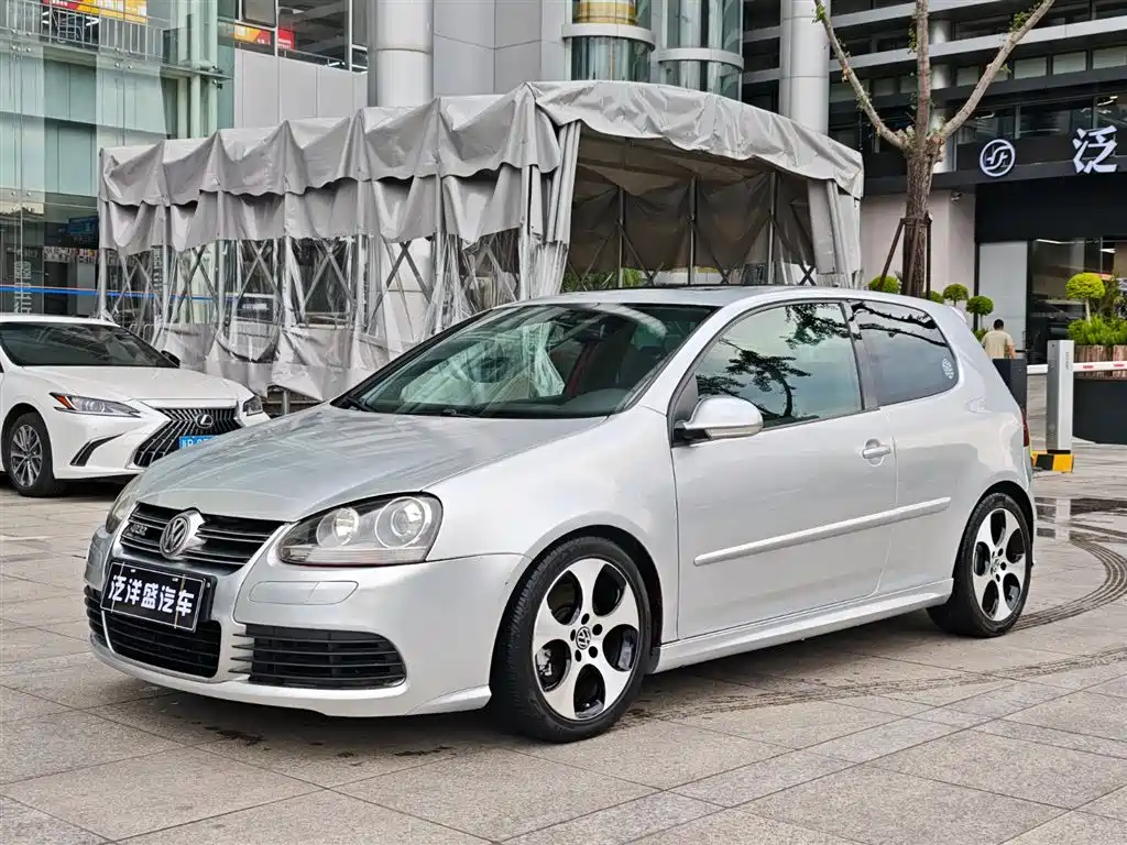 Volkswagen Golf (Import) 2006 GTI 2.0T 3-Door