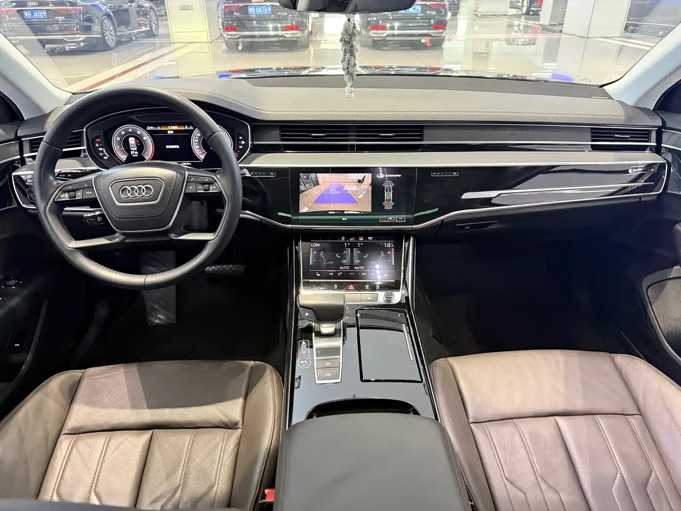 Audi A8 2018 A8L 55 TFSI quattro Launch Elite фото 8