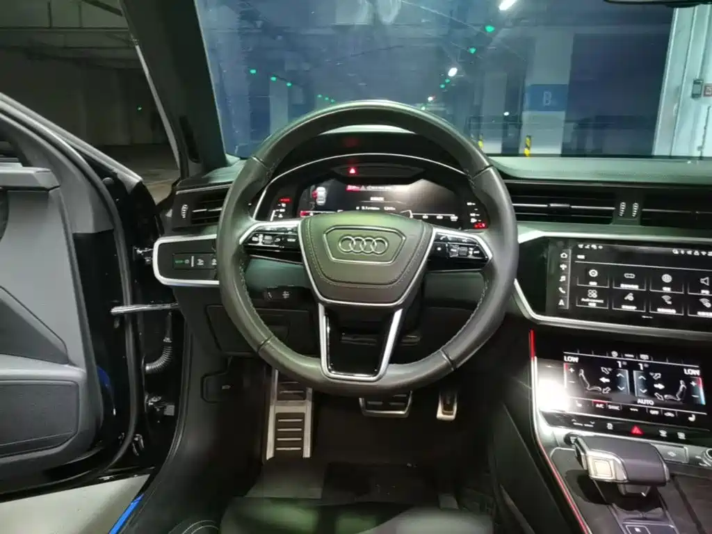 Photo 17 - Audi A6L