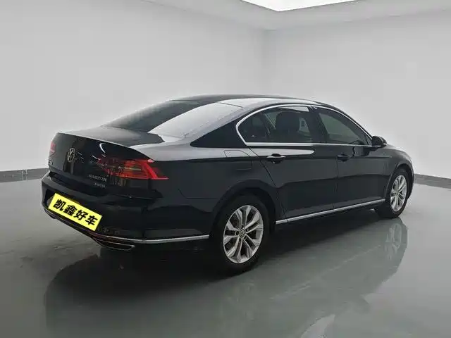 Volkswagen Magotan 2017 330TSI DSG Luxury фото 4