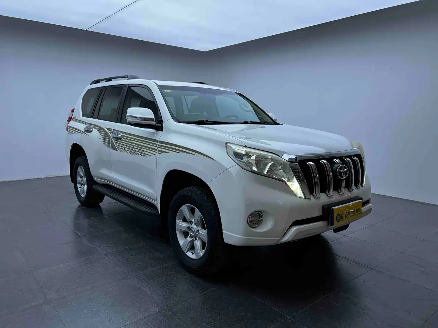 Toyota Prado (Import) 2014 2.7L Automatic Standard Edition фото 3