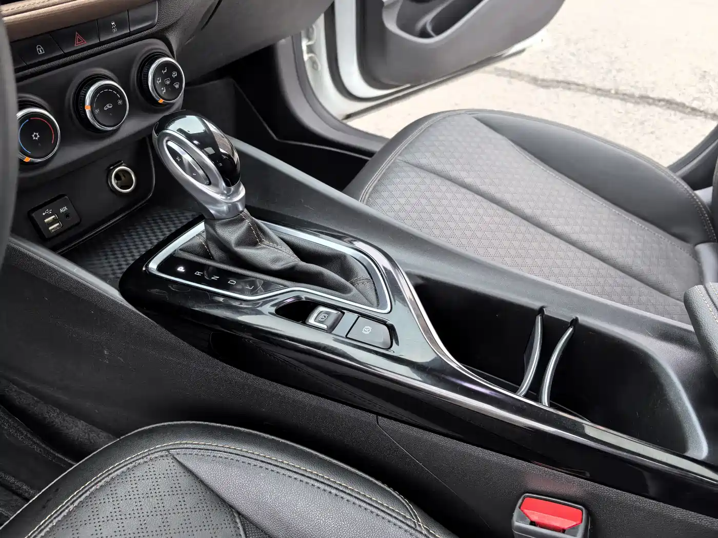 Фото 24 - Buick Verano
