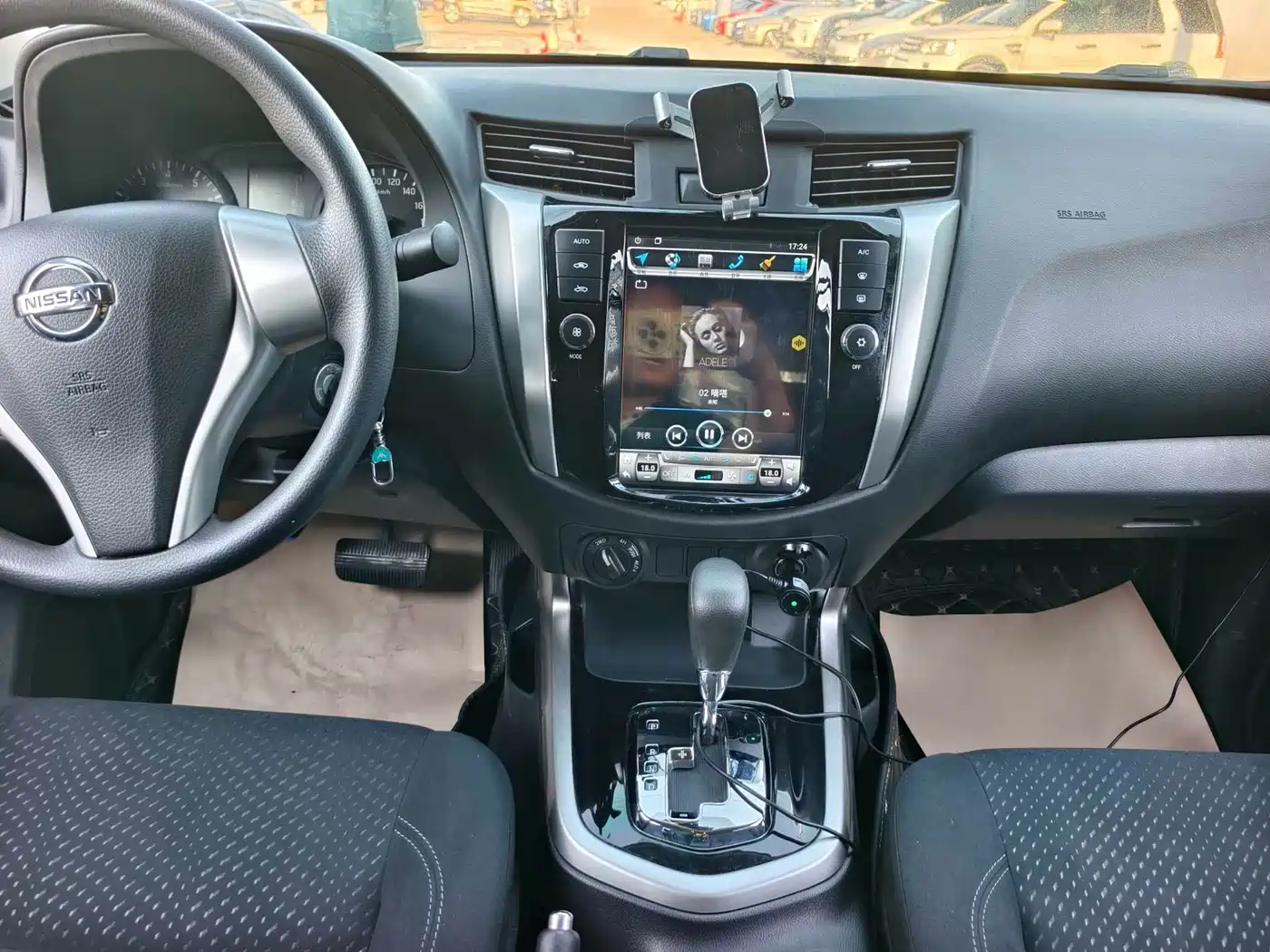 Nissan Navara 2019 2017 Model 2.5L Automatic 4WD Luxury QR25