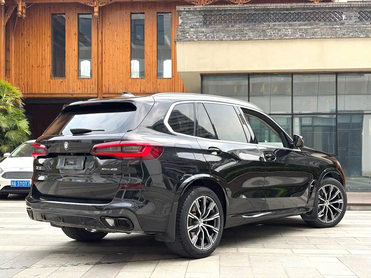 Photo 6 - BMW X5 (Import)