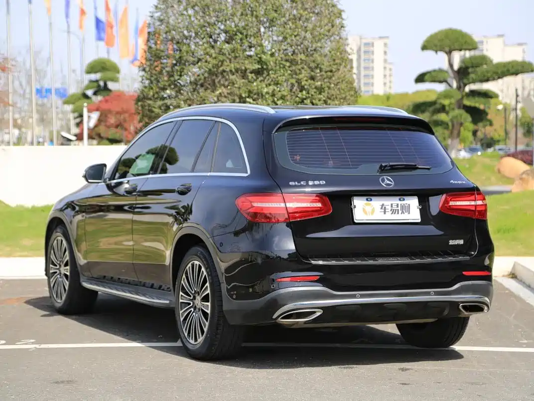 Mercedes-Benz GLC 2018 Facelift GLC 260 4MATIC Dynamic фото 20