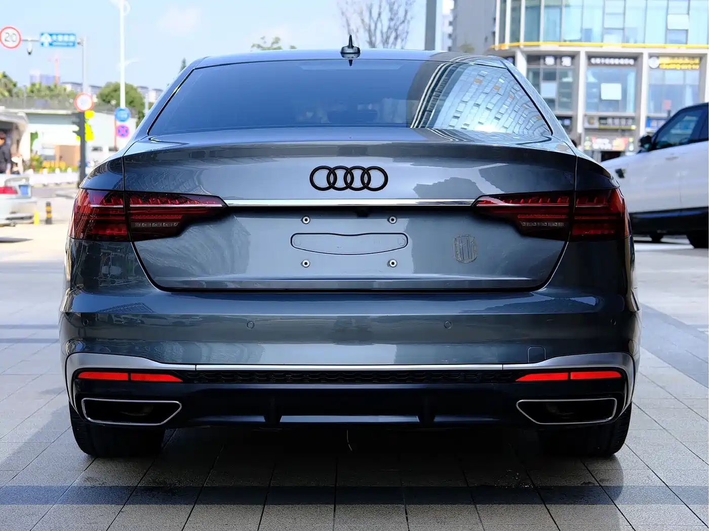 Audi A4L 2021 40 TFSI Premium Life Edition фото 13