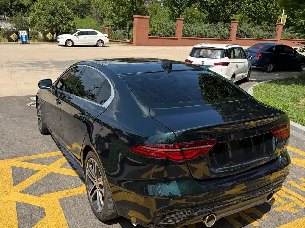 Jaguar XEL 2025 2025 2.0T 250PS R-DYNAMIC 90th Anniversary Edition