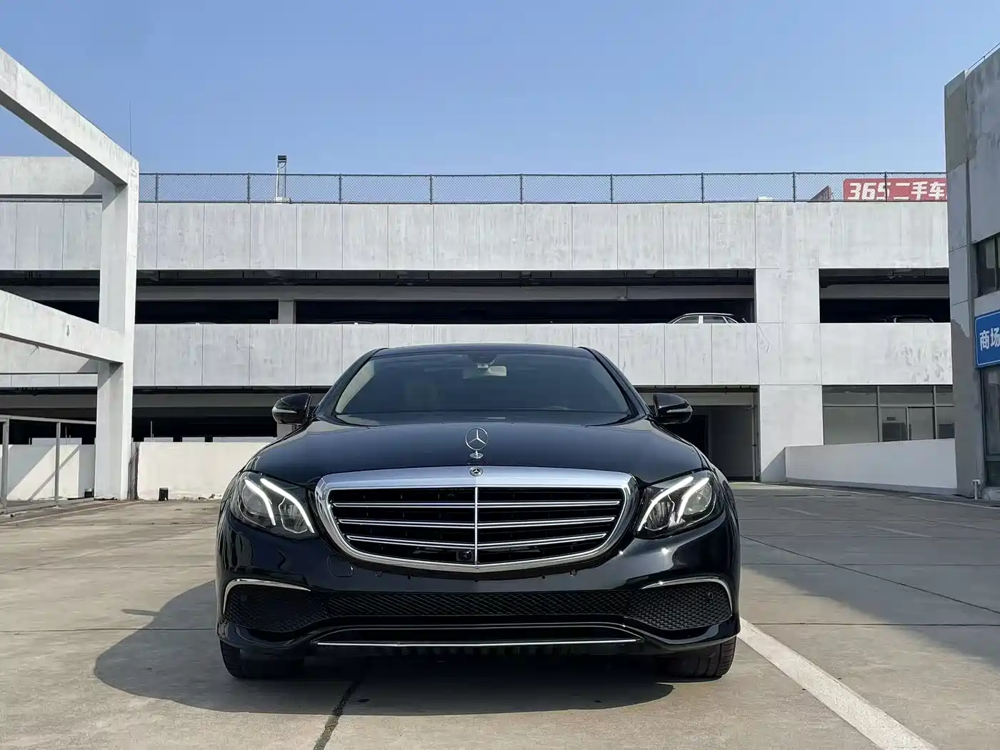 Mercedes-Benz E-Class 2017 E 300 L Luxury фото 2