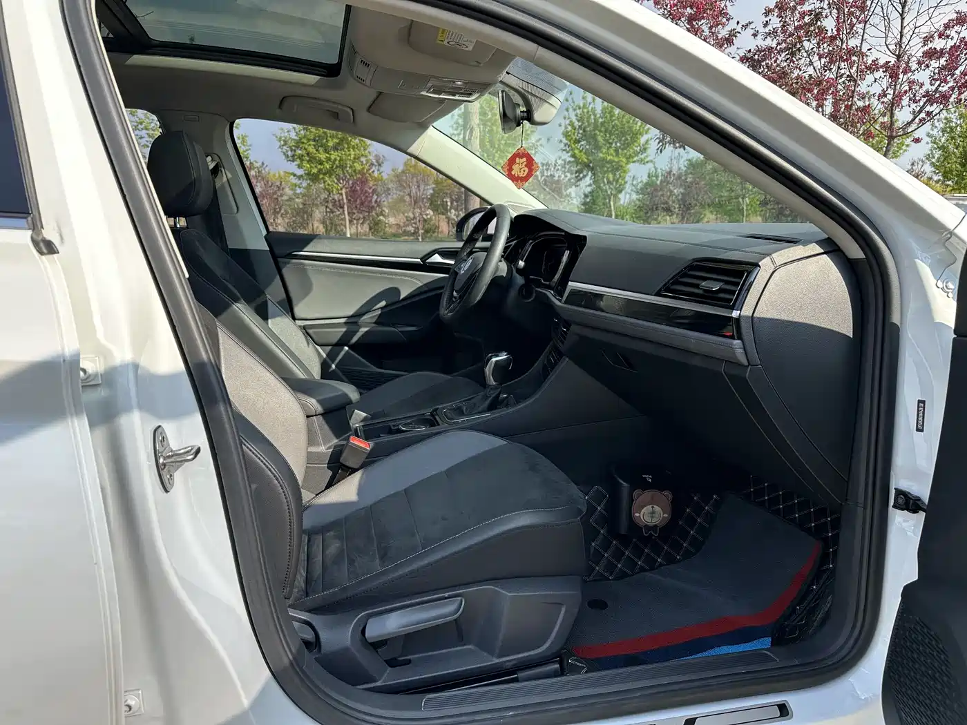 Volkswagen Sagitar 2022 280TSI DSG Excellence Edition фото 10