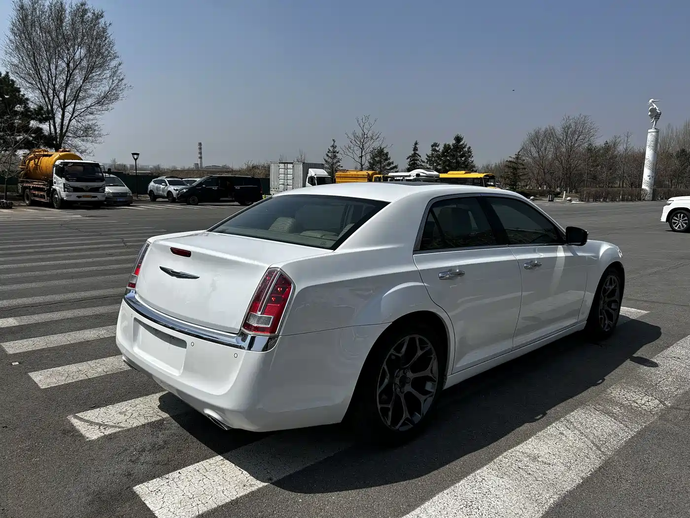 Chrysler 300C (Import) 2014 2013 Model 3.6L Premium Comfort Edition