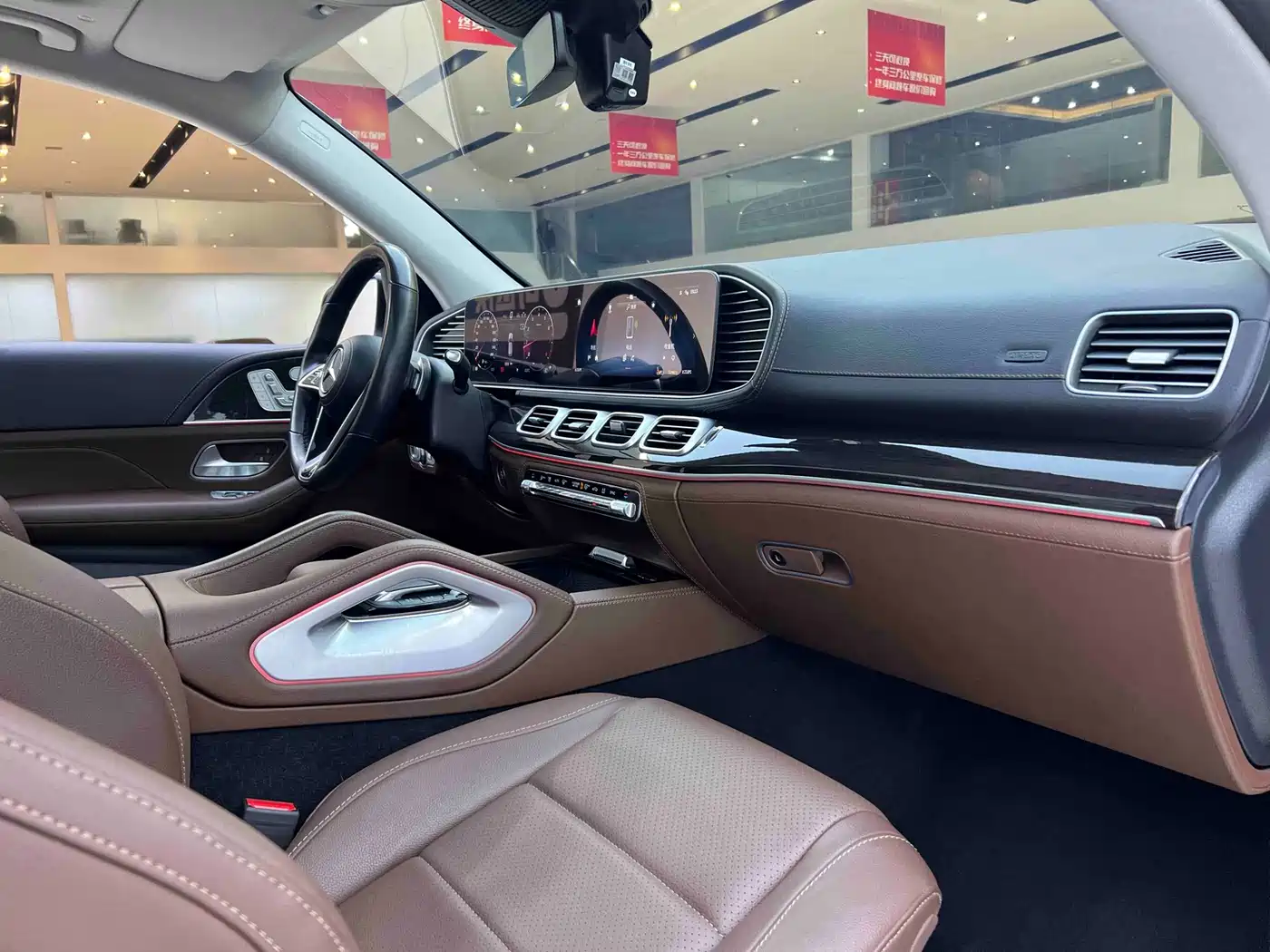 Mercedes-Benz GLE 2024 GLE 350 4MATIC Fashion фото 24