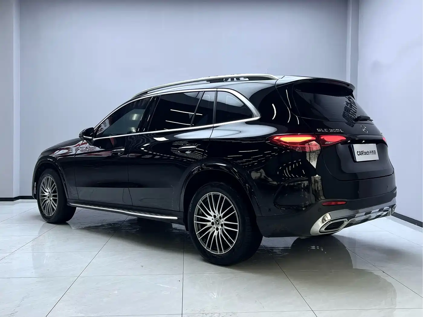 Mercedes-Benz GLC 2024 GLC 300 L 4MATIC Dynamic 5-seater фото 4