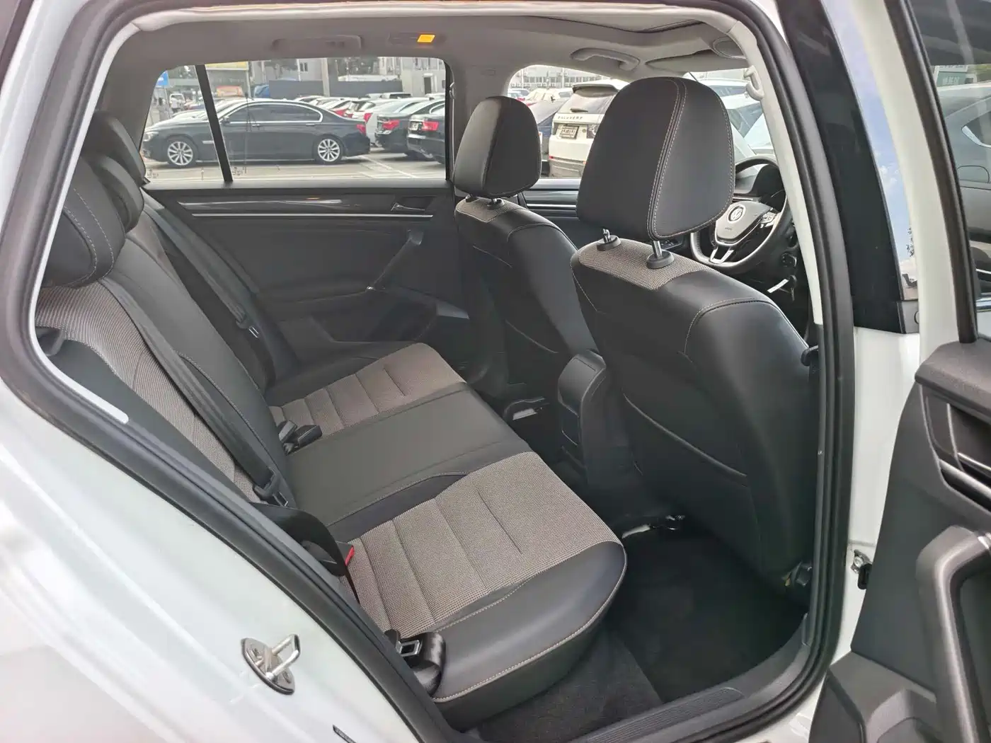 Volkswagen C-TREK 2019 2018 1.5L Automatic Comfort