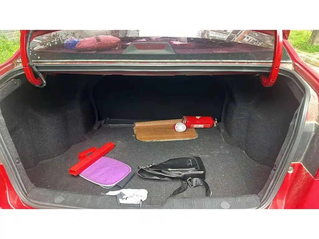 Roewe 350 2015 2014 1.5L Manual Swift Edition