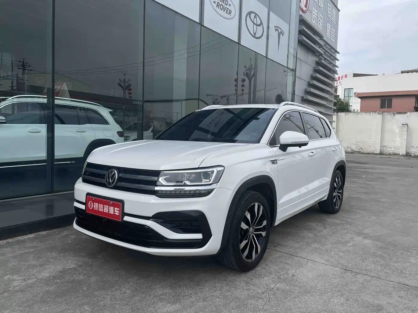 Volkswagen Tharu 2021 Model 280TSI 2WD R-Line