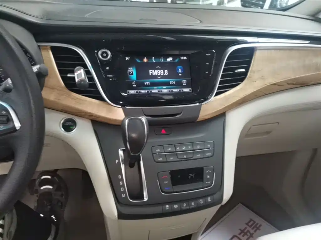 Buick GL8 2017 ES 28T Comfort Type China V фото 13