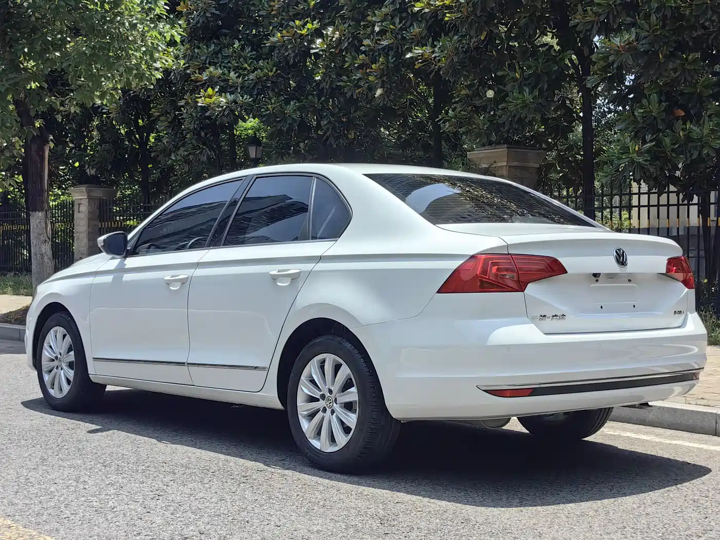 Volkswagen Bora 2016 Model 1.6L Automatic Comfort фото 7