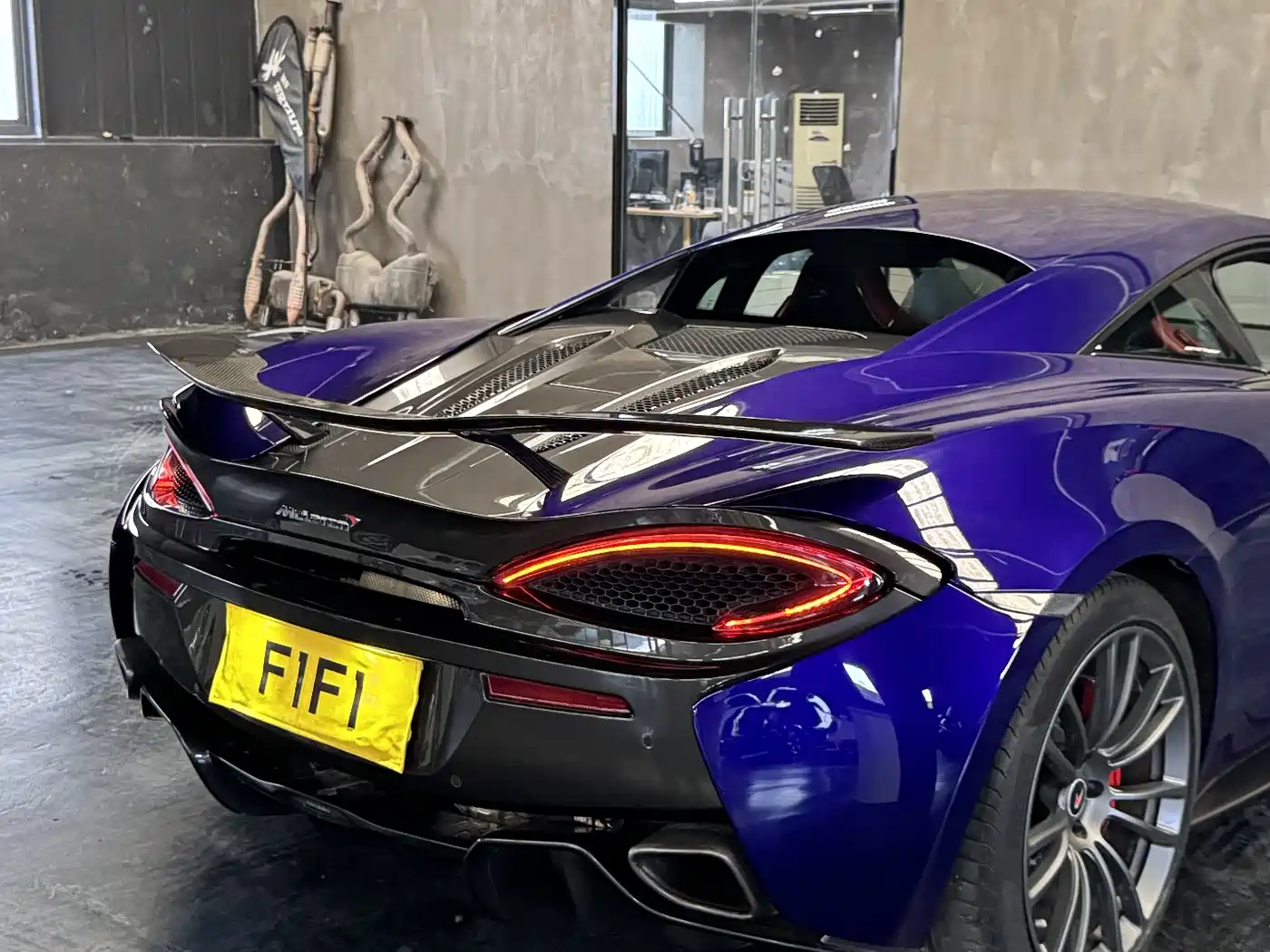 McLaren 570 2015 570S 3.8T Coupe фото 9