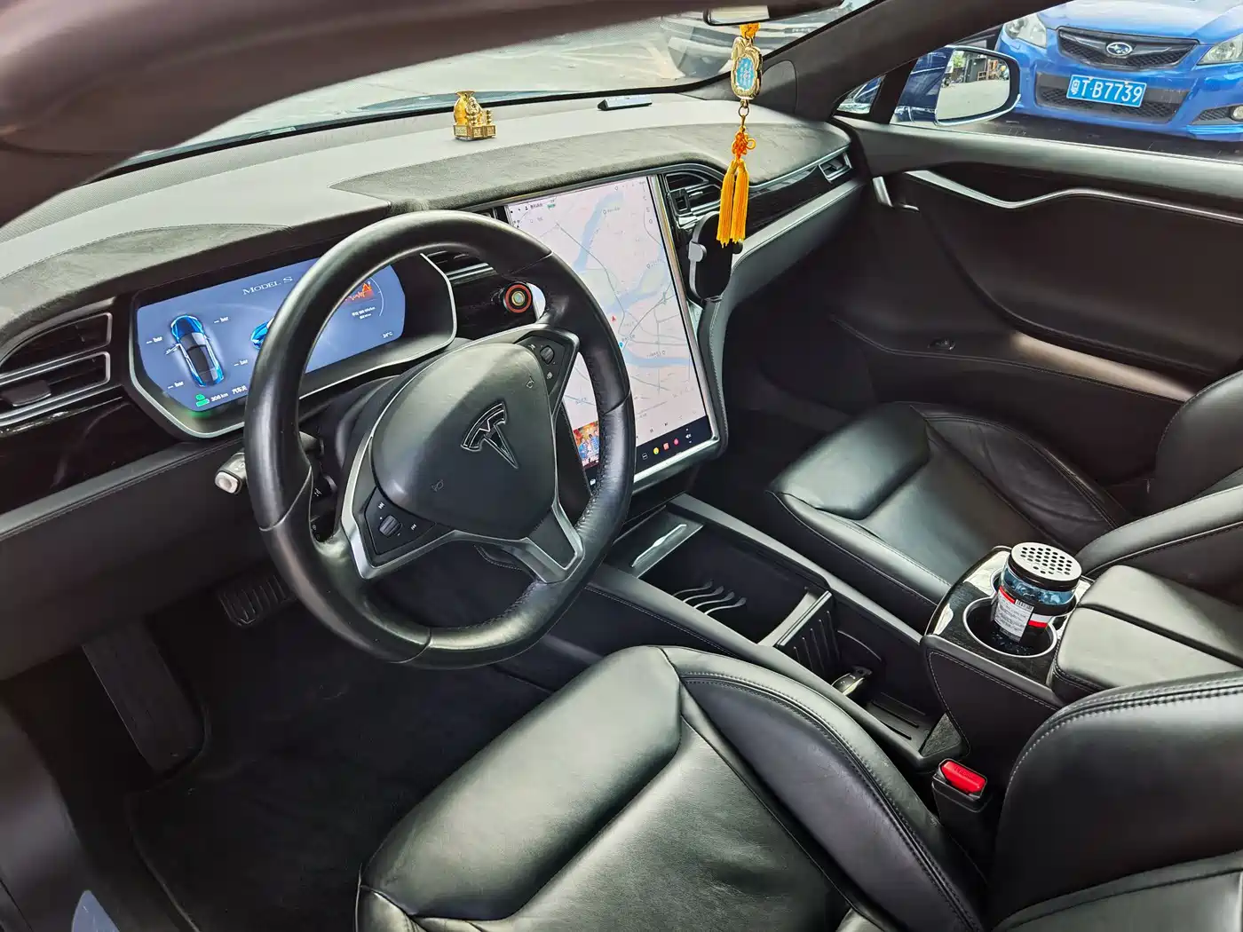 TESLA MODEL S
