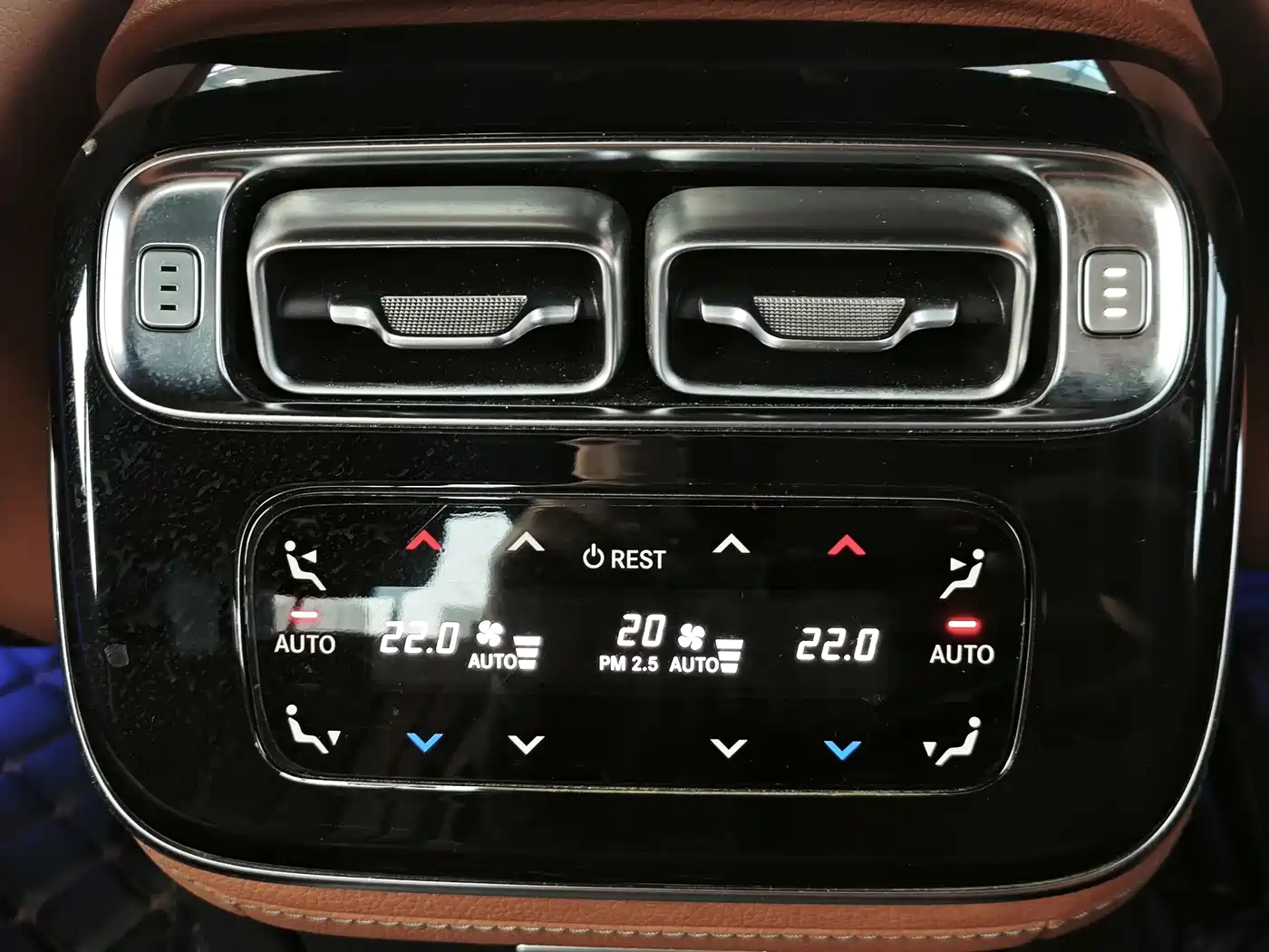 Mercedes-Benz S-Class 2023 Model S 400 L Business Edition фото 11