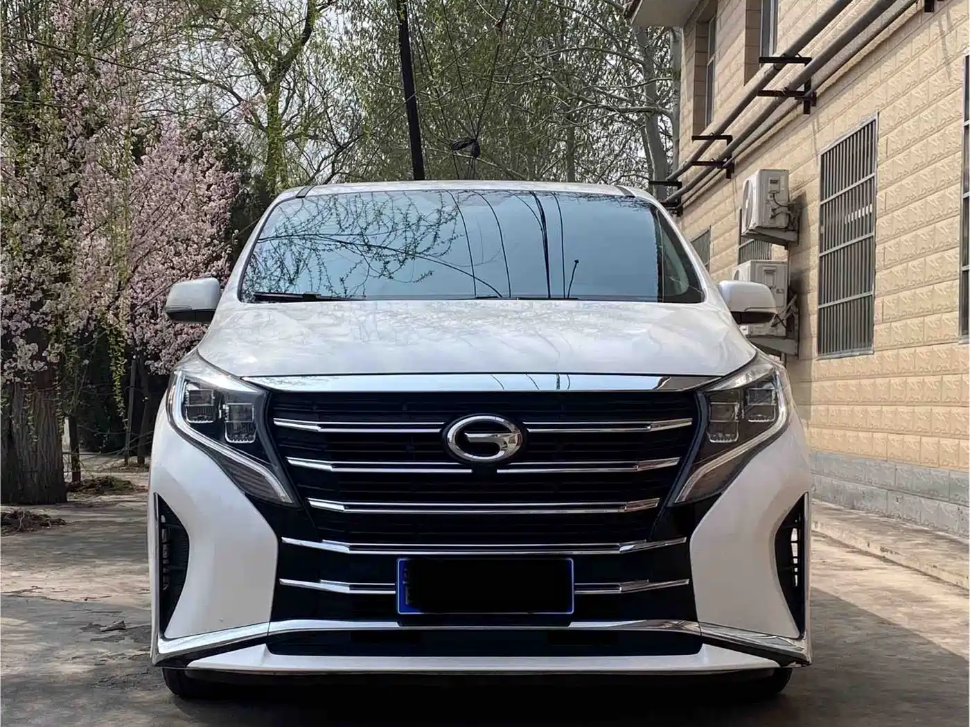 GAC TRUMPCHI M8