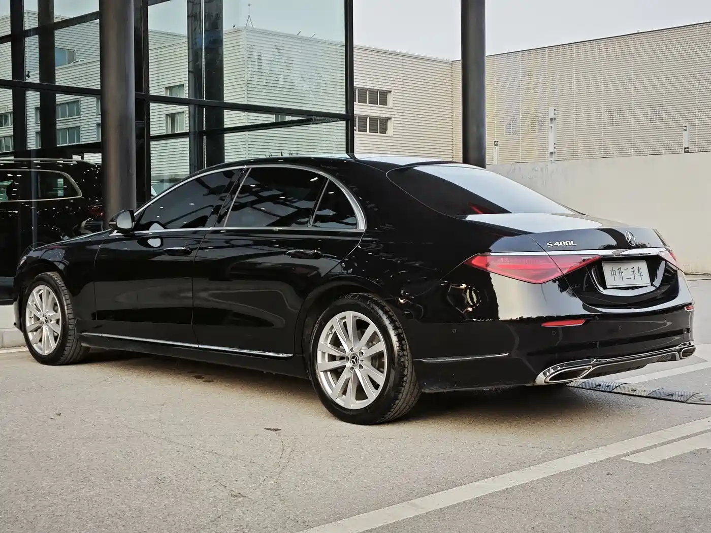 Mercedes-Benz S-Class 2023 Model S 400 L Business Edition фото 5