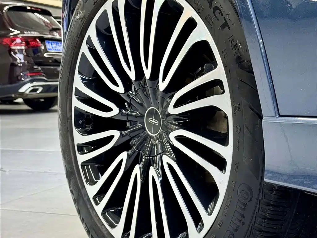 Lincoln Aviator 2020 3.0T V6 AWD Presidential Edition фото 15
