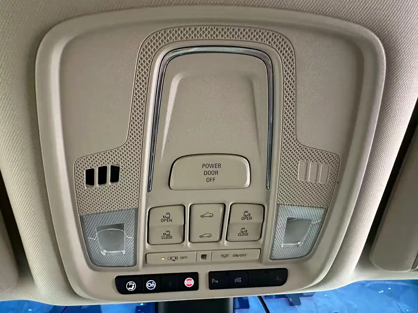 Buick GL8 2023 ES Landmaster Exclusive фото 21