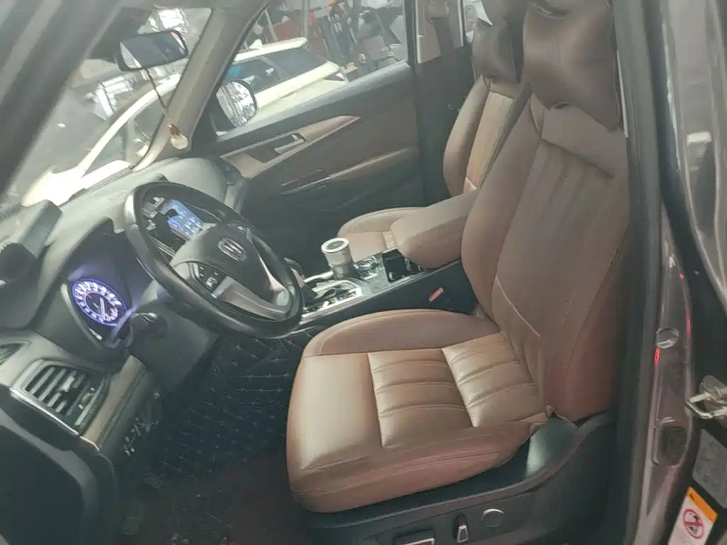 Changan CS95 2017 2017 2.0T AWD Zhijin Edition
